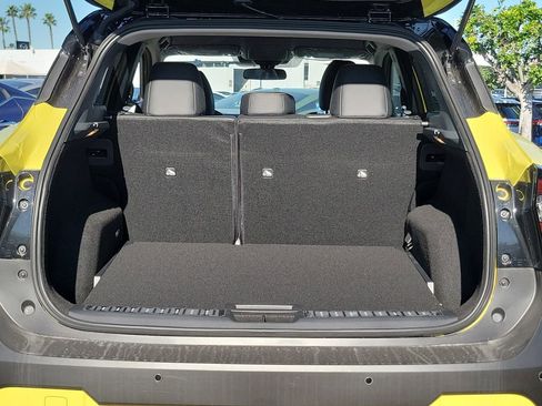 New 2026 Nissan Kicks SR w/ Illumination Package FWD image 18