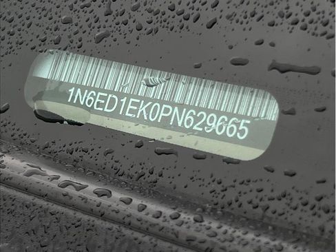 Used 2023 Nissan Frontier PRO-4X w/ Technology Package image 21