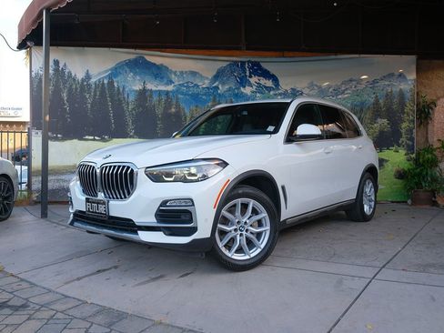 Used 2021 BMW X5 sDrive40i w/ Parking Assistance Package RWD image 1