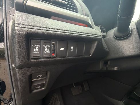 Used 2025 Honda Odyssey Sport-L image 28