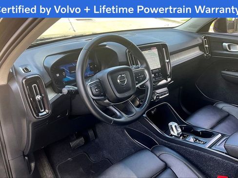 Certified 2026 Volvo XC40 B5 Plus AWD/4WD image 19