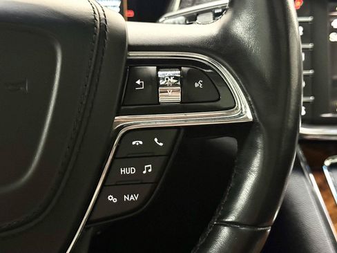 Used 2018 Lincoln Continental Reserve AWD/4WD image 24