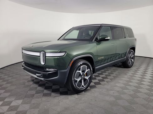 Used 2024 Rivian R1S Adventure AWD/4WD image 1