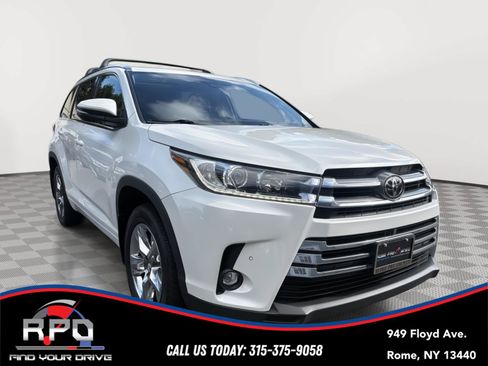 Used 2019 Toyota Highlander Limited Platinum AWD/4WD image 7