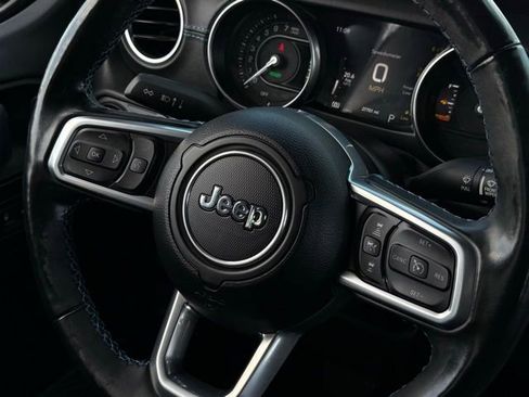 Used 2022 Jeep Wrangler Unlimited Rubicon 4xe w/ Cold Weather Group image 10