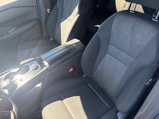 Used 2025 Nissan Rogue SV AWD/4WD image 25