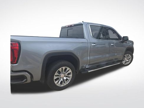 Used 2026 GMC Sierra 1500 Denali w/ Technology Package AWD/4WD image 4