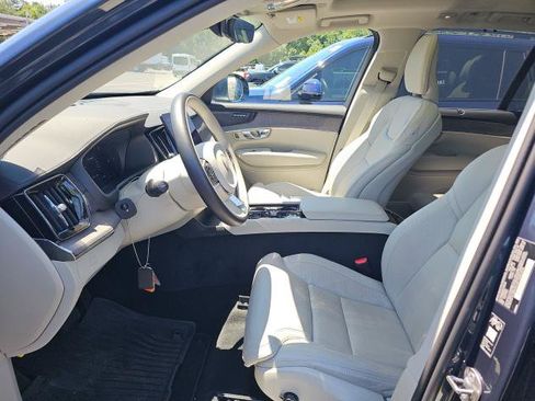 Used 2026 Volvo XC90 B6 Ultra AWD/4WD image 7