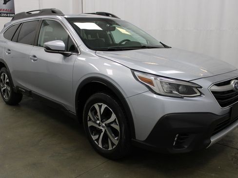 Used 2022 Subaru Outback Limited w/ Popular Package #2 image 5