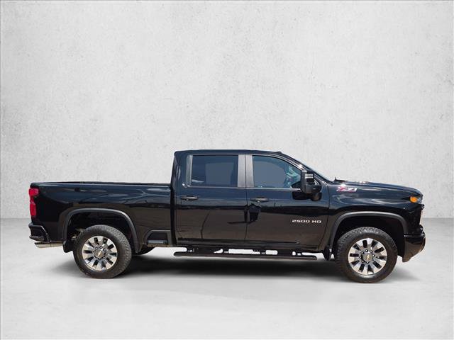 Used 2024 Chevrolet Silverado 2500 Custom w/ Custom Value Package AWD/4WD image 4