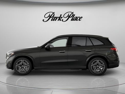 Used 2026 Mercedes-Benz GLC 300 image 7