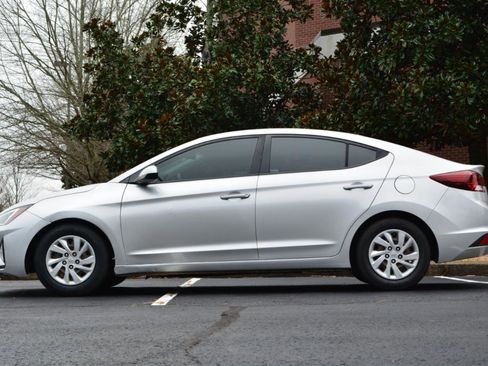 Used 2019 Hyundai Elantra SE w/ Cargo Package image 8