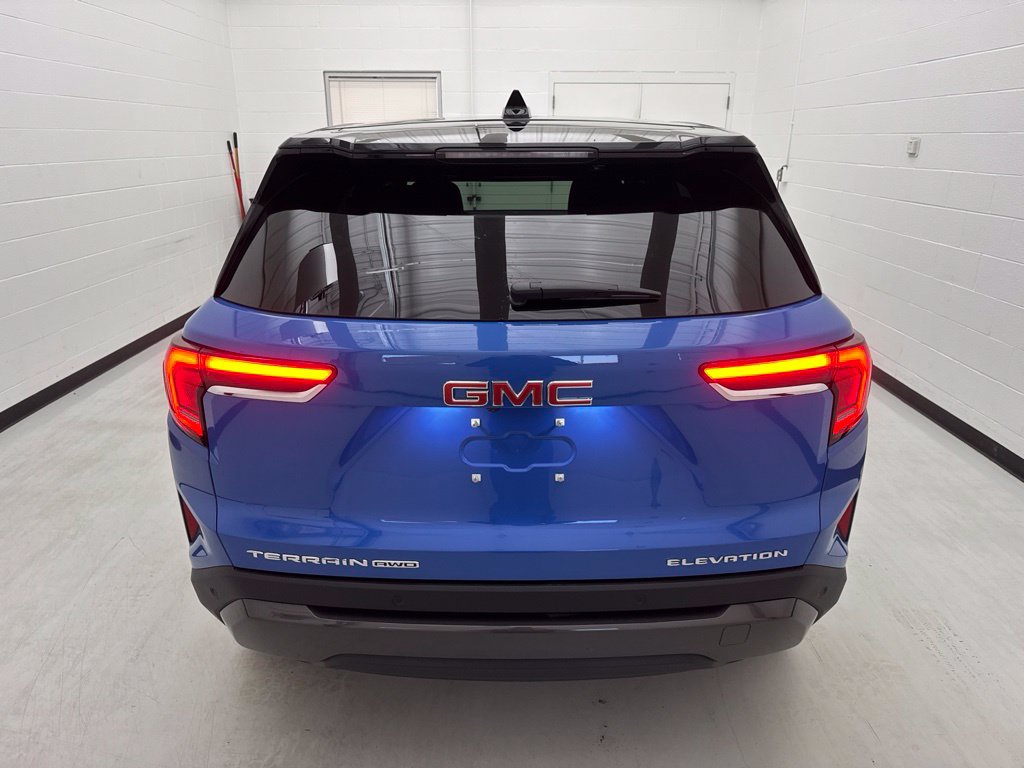 New 2027 GMC Terrain Elevation AWD/4WD image 5