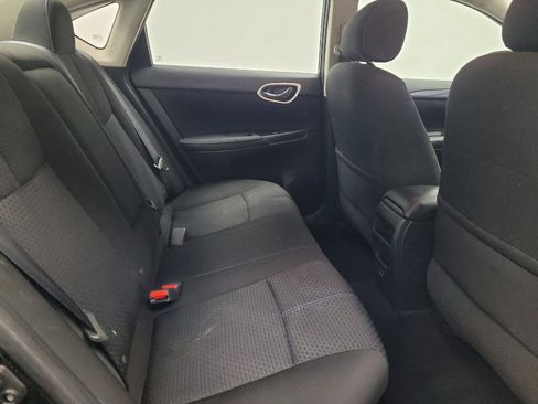 Used 2018 Nissan Sentra SR w/ SR Midnight Edition Package image 19