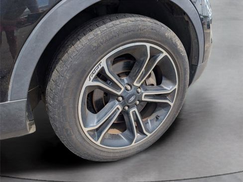 Used 2015 Ford Explorer Sport w/ Equipment Group 401A image 4