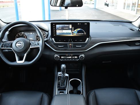 Used 2024 Nissan Altima 2.5 SL image 17