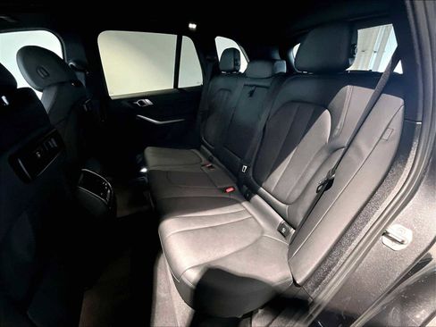 Used 2019 BMW X5 xDrive40i w/ Convenience Package image 31