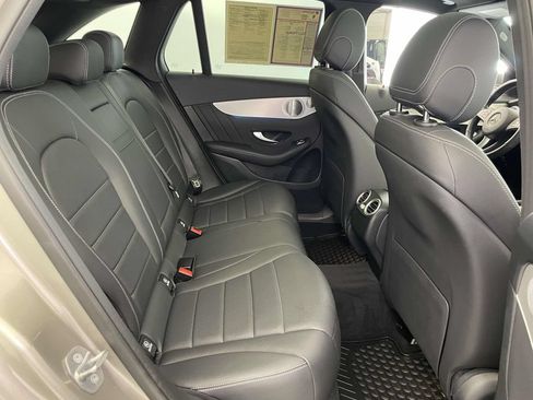 Used 2019 Mercedes-Benz GLC 300 4MATIC image 22