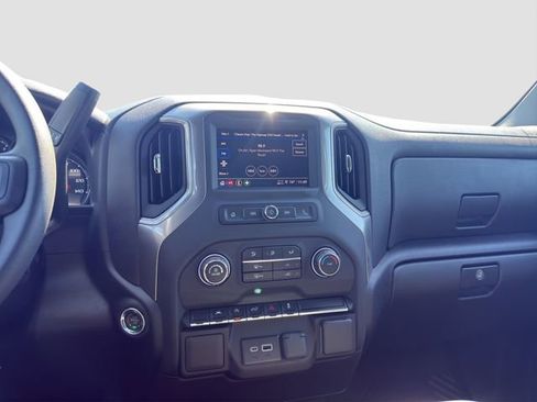 New 2026 Chevrolet Silverado 1500 Custom AWD/4WD image 15