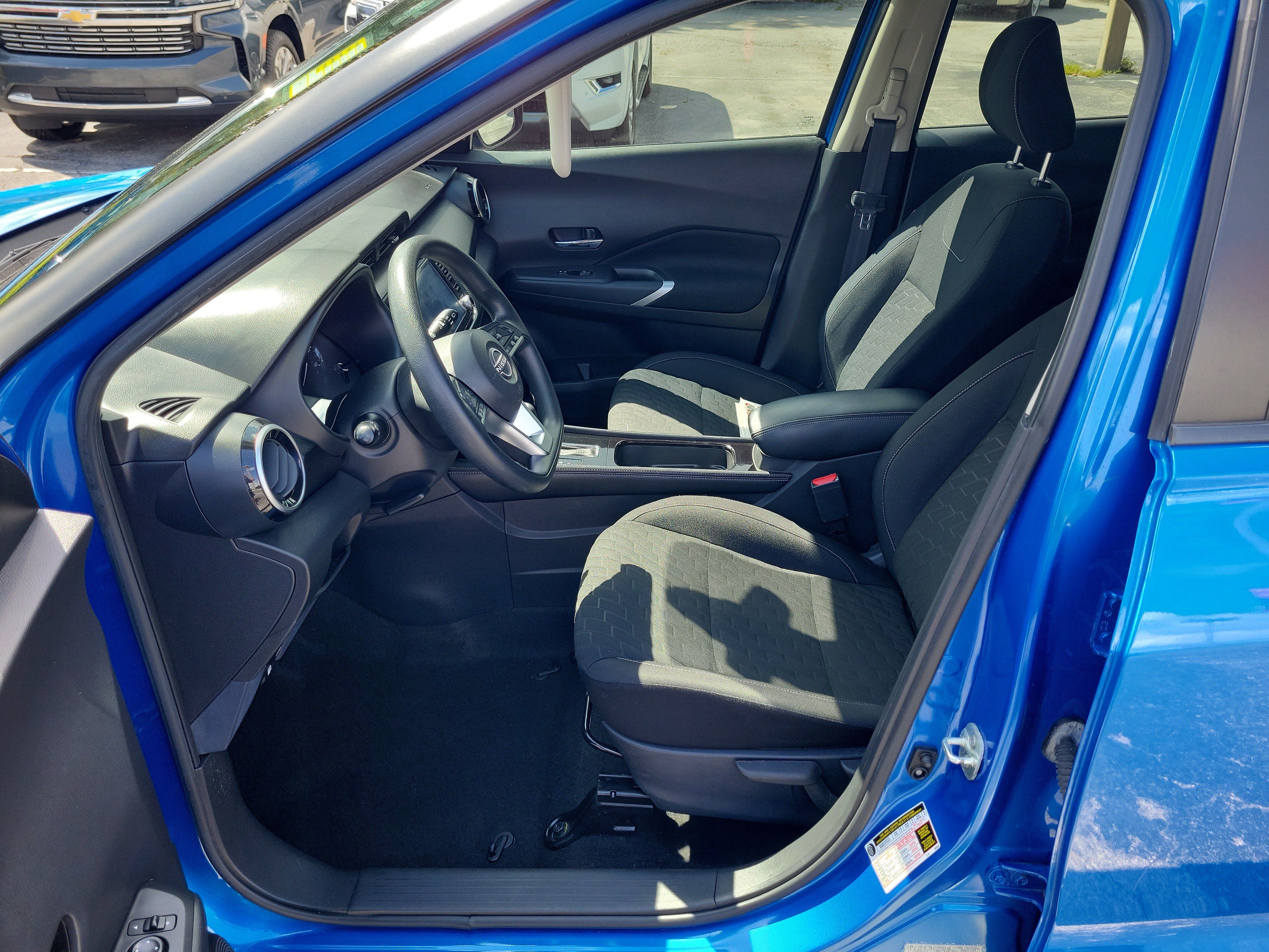 Certified 2022 Nissan Kicks SV FWD image 13