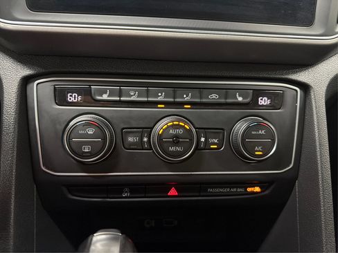 Used 2019 Volkswagen Atlas SE FWD image 21