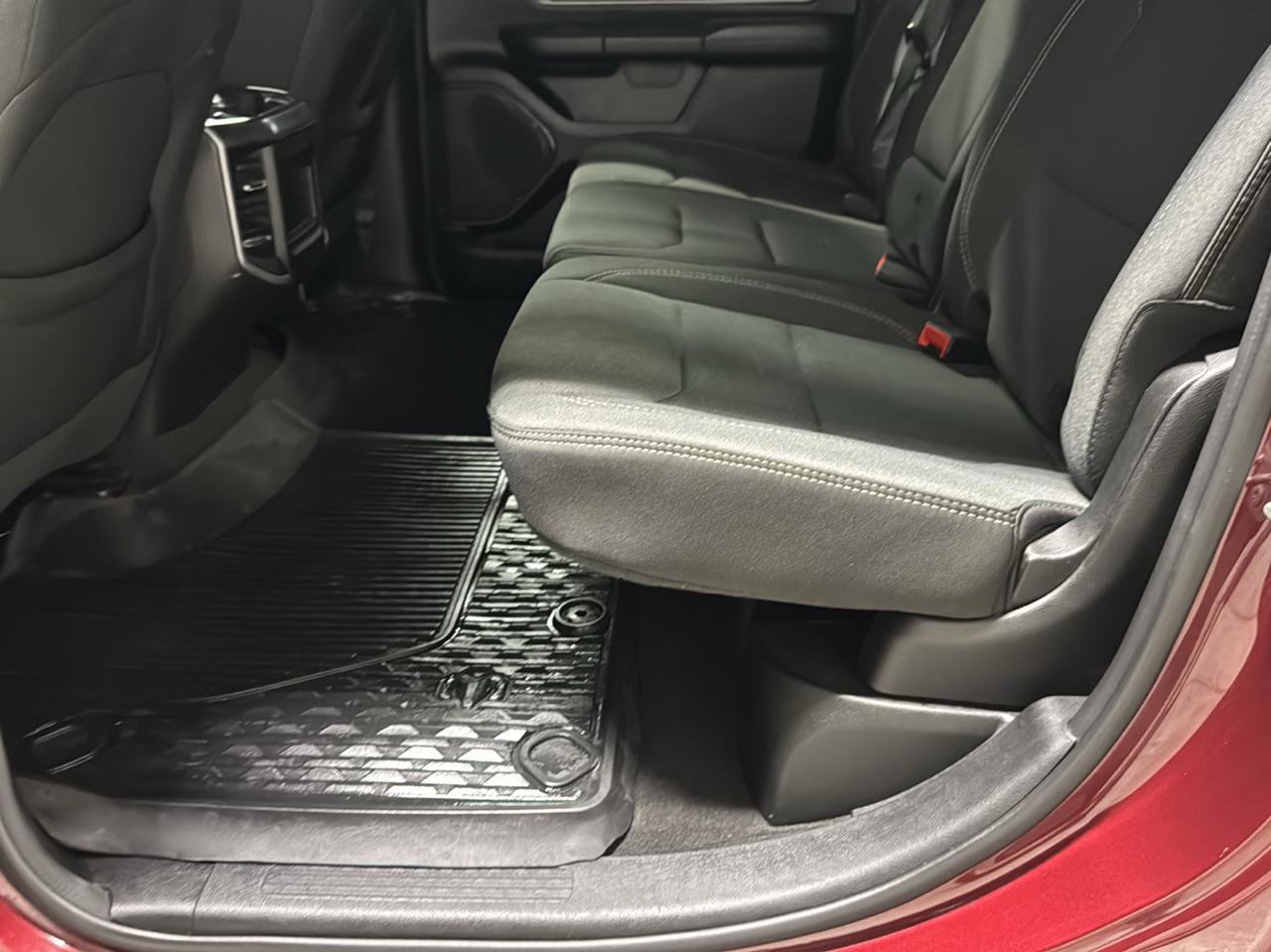 Used 2022 RAM 1500 Big Horn AWD/4WD image 14