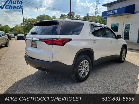 Used 2023 Chevrolet Traverse LT AWD/4WD image 5