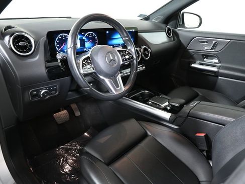 Certified 2022 Mercedes-Benz GLA 250 4MATIC image 14