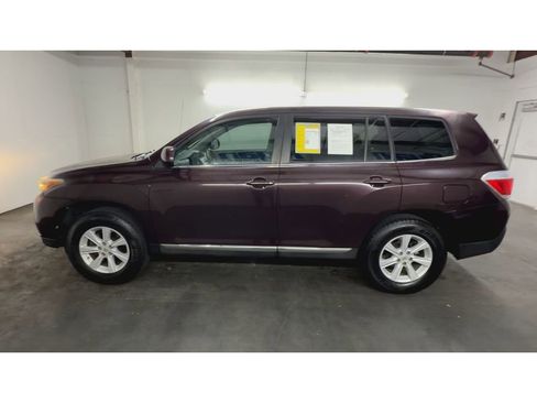 Used 2012 Toyota Highlander FWD image 5