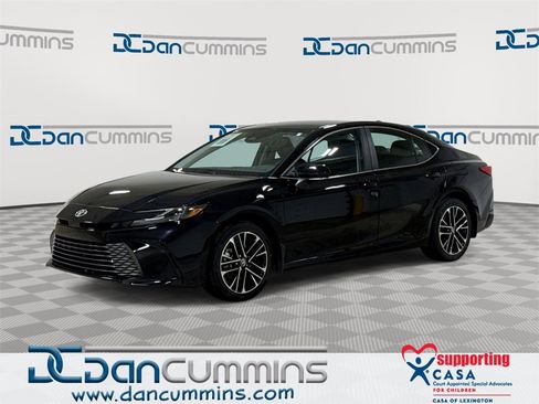 Used 2026 Toyota Camry XLE image 1