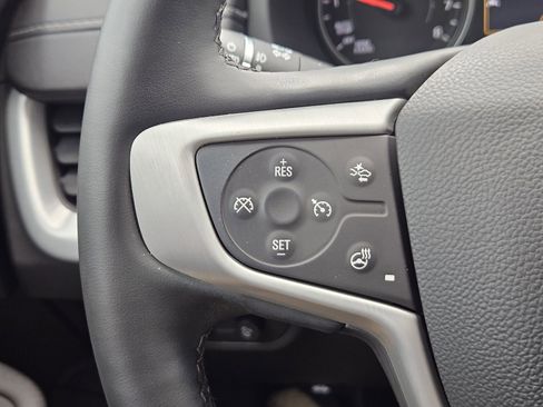 Used 2023 GMC Terrain SLT w/ Tech Package image 27