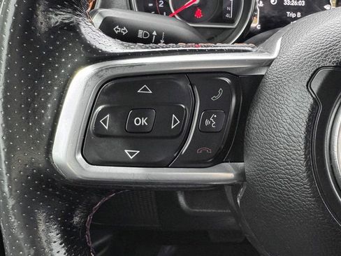 Used 2020 Jeep Gladiator Mojave AWD/4WD image 18