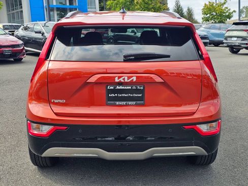 Certified 2023 Kia Niro Wind w/ Wind Preserve Package FWD image 6
