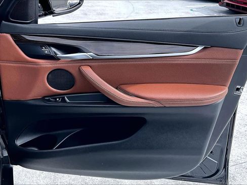 Used 2017 BMW X6 sDrive35i image 22