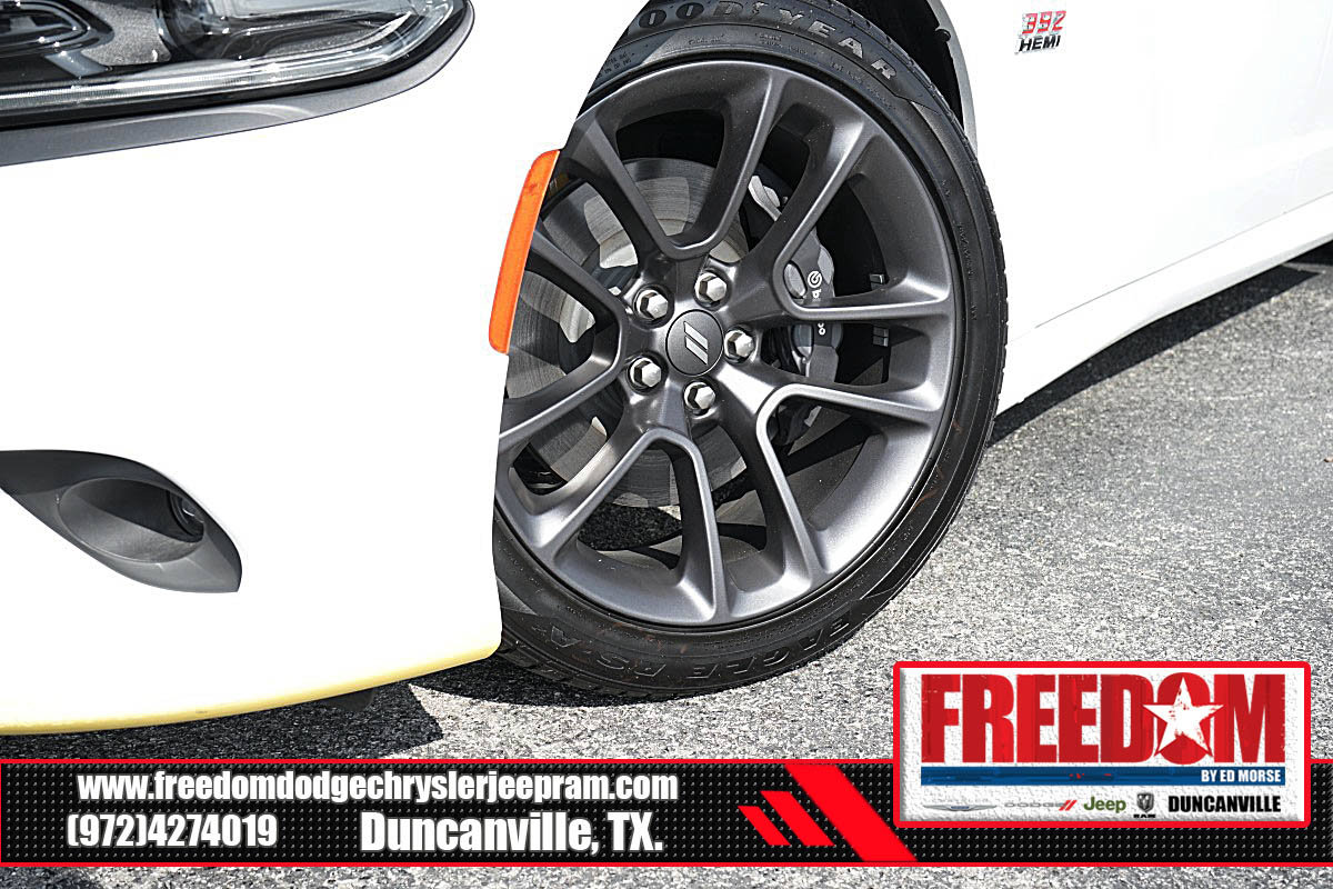 New 2023 Dodge Charger Scat Pack w/ Harman/Kardon Audio Group RWD image 9