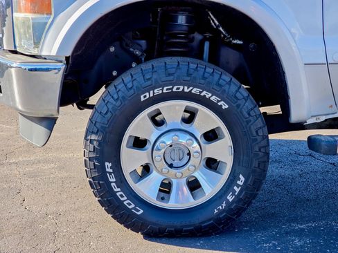 Used 2010 Ford F250 Lariat image 8