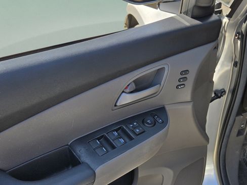 Used 2012 Honda Odyssey Touring image 12