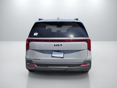 New 2026 Kia Carnival SX Prestige FWD image 5