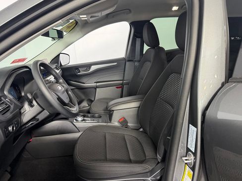 Used 2025 Ford Escape Active FWD image 18