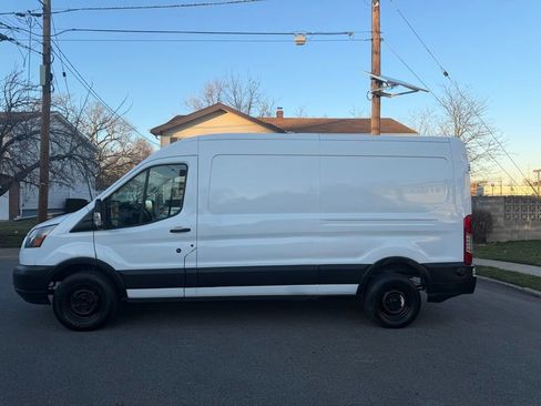 Used 2019 Ford Transit 150 148 Medium Roof RWD image 4