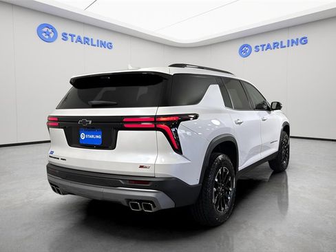 Certified 2025 Chevrolet Traverse Z71 w/ Enhanced Driving Package image 8