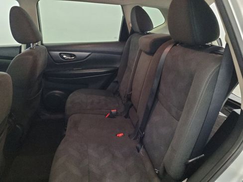 Used 2015 Nissan Rogue SV AWD/4WD image 18