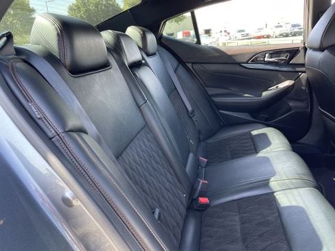Used 2023 Nissan Maxima SR w/ Sport Mat Group FWD image 29
