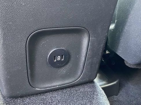 Certified 2025 Ford Escape SE FWD image 13