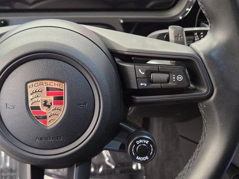 Certified 2024 Porsche Cayenne Coupe AWD/4WD image 18