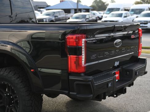 New 2026 Ford F250 Lariat w/ Black Appearance Package image 19