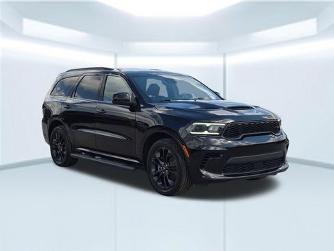 Used 2023 Dodge Durango R/T w/ Hemi Orange Plus Package RWD image 8