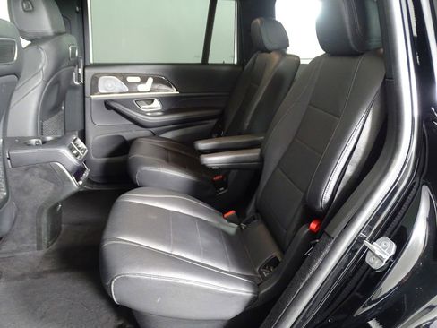 Used 2020 Mercedes-Benz GLS 450 4MATIC image 13
