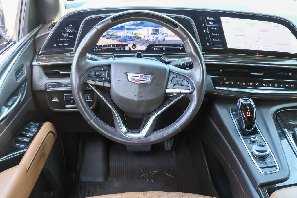 Used 2022 Cadillac Escalade Sport w/ Touring Package AWD/4WD image 28