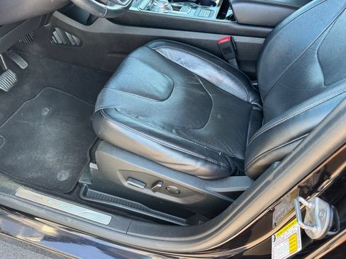 Used 2019 Ford Edge Titanium w/ Equipment Group 301A AWD/4WD image 6